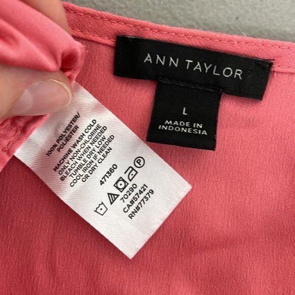Ann Taylor Blouse V-Neck Synched Shoulders Bubble Gum Pink Size Large L - Picture 12 of 16
